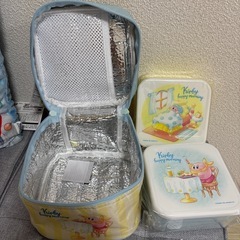 ☆新品　星のカービィ　タッパー付き保冷ポーチ
