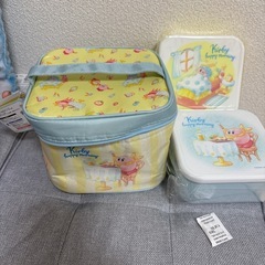 ☆新品　星のカービィ　タッパー付き保冷ポーチ
の画像