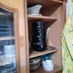  食器、食器棚の画像