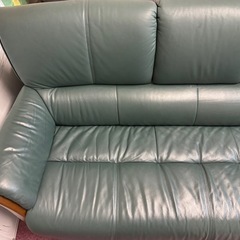 レザーソファ　三人がけの画像