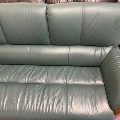 レザーソファ　三人がけの画像