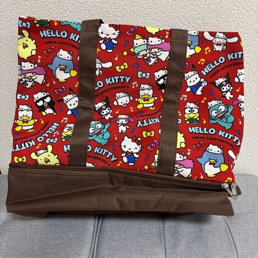 新品☆　バッグ　キティちゃん　サンリオ