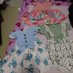 春生まれくらいの女の子用の服達です(*^^*)