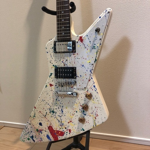 エクスプローラーギター