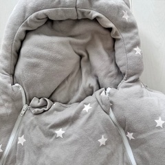 バースデイ　テータテート　tete a tete 星形　おくるみ　スター　ジャンプスーツ　グレー　星　スター　くすみグレーの画像