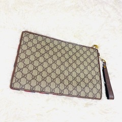 GUCCI スプリーム クーリエ クラッチバッグの画像