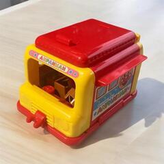 アンパンマンキャンピングカーの画像