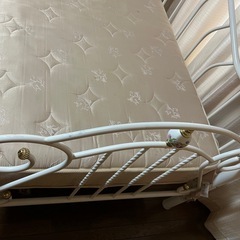 Stylish Single Bed の画像