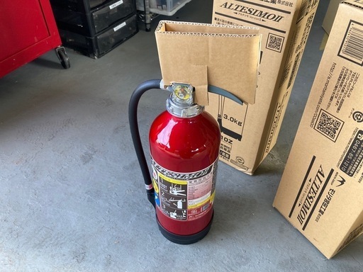 業務用消火器　新品未使用品　3本　消火器置き台1台