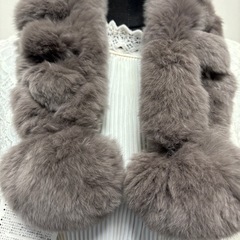 🌺新品　グレーリアルファー　襟巻き