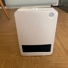 【売ります】アイリスオオヤマ　ファンヒーター