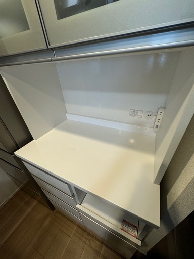 【11/2AMに引き取りに来ていただける方】ニトリ食器棚