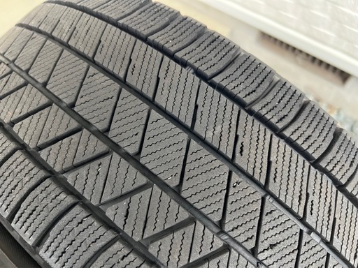 195/55R16ブリヂストン スタッドレスVRX3 アクア シエンタ ノート 小売