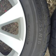 トヨタ純正アルミホイールの画像