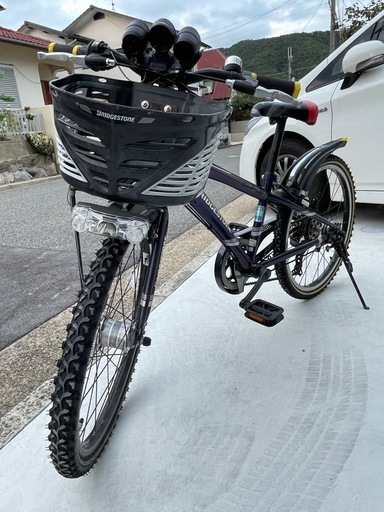 子供 
ブリヂストン自転車 22インチ 近隣配送可（ガソリン代要）