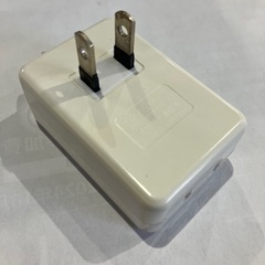 ON／OFF・ライトスイッチ付きコンセント用電源タップ（2口・合計15A)の画像
