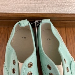 ミント スリッポン 18センチの画像