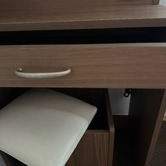 ドレッサー コンパクト コンセント付 三面鏡 スツール付の画像