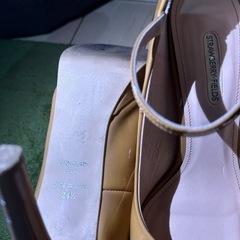 strawberry-fields パンプス　24.5の画像