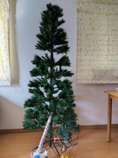 クリスマスツリー　180センチ