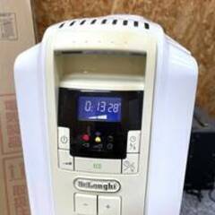 デロンギ オイルヒーター ドラゴンデジタル TDD0915W 1200W ECO運転モード10畳用 赤ちゃん ペット 介護等 X字型フィン リモコン 中古 箱付の画像