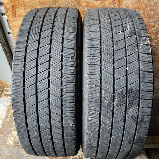 バリ山　BRIDGESTONE ブリヂストン　ブリジストン　VRX3 205/60R16 スタッドレス　タイヤ　2021年製　16インチ　2本