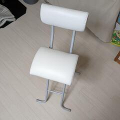 折りたたみカウンターチェア