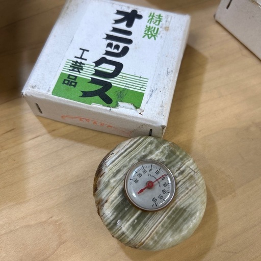 オニックス　大理石　温度計