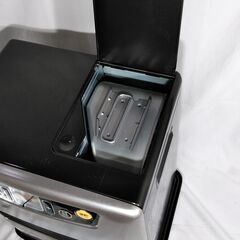 △ ①トヨトミ 石油ファンヒーター 石油ストーブ 暖房 LC-S32 2017年製 動作確認済 上部全体的に傷/一部に色落ち有りの画像