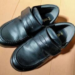 フォーマル 18センチ 黒 靴 