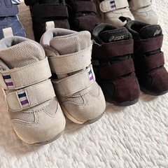 【アシックス】子ども靴2足セット(14.5、15.0)の画像