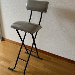 折りたたみ椅子
