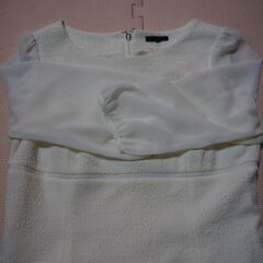 TOBECHIC ホワイト 試着可の画像