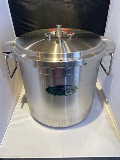 ワンダーシェフのプロビック圧力鍋(30L)