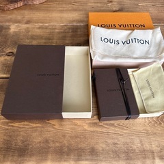 VUITTON空き箱