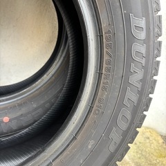 ダンロップ　スタットレスタイヤ　　タイヤサイズ195/65R/15　 の画像