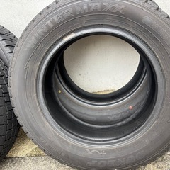 ダンロップ　スタットレスタイヤ　　タイヤサイズ195/65R/15　 の画像