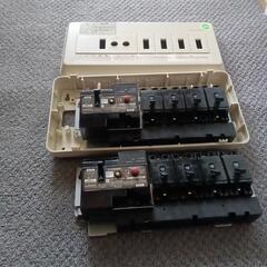 ブレーカー　２個