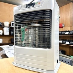 札幌市内配送可 美品 21年製 トヨトミ FF式石油ストーブ F...
