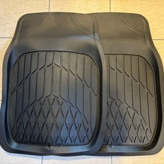 【値下げ】車　マット　4枚セットの画像