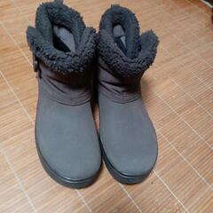 CROCS レディースショートブーツW8