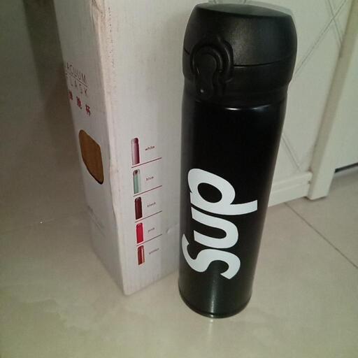 新品　水筒