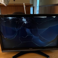 画面割れテレビ
の画像