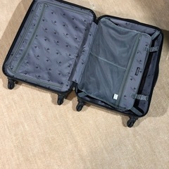 ✨ LYLE&SCOTT BLACK LABEL ライル&スコット キャリーケース ブラック Mサイズ 54L 鍵付き✨ （No.24-1031-01）の画像