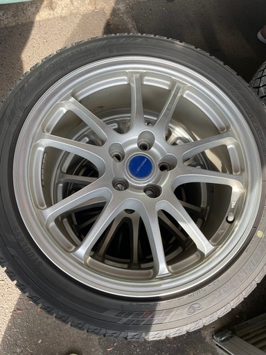 225/45/18スタッドレス