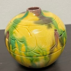 【値下げ】花瓶（長崎三彩・秀山）花器、一輪挿しの画像