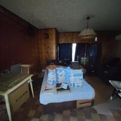 ベッドタン スカラーボックス テーブル 椅子など 0円の画像