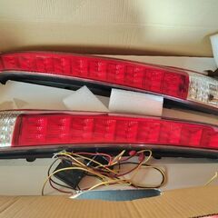 C25セレナ　LEDテール