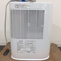 （11/9受渡済） JT9746【Panasonic/パナソニック 衣類乾燥除湿機】美品 2018年製 F-YZR60 デシカント方式 除湿機の画像
