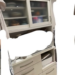 早く売り切りたい為価格相談可！食器棚　 の画像